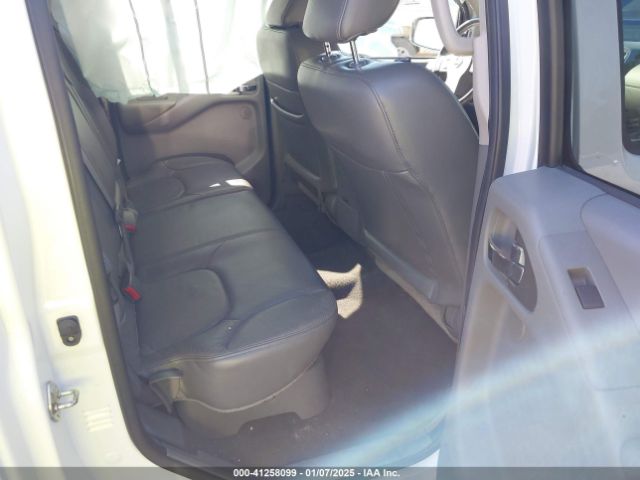 1N6AD0ER5KN757009 Nissan Frontier Sl
