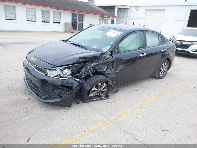 KIA RIO S 2022 3KPA24AD9NE454950 Image 2
