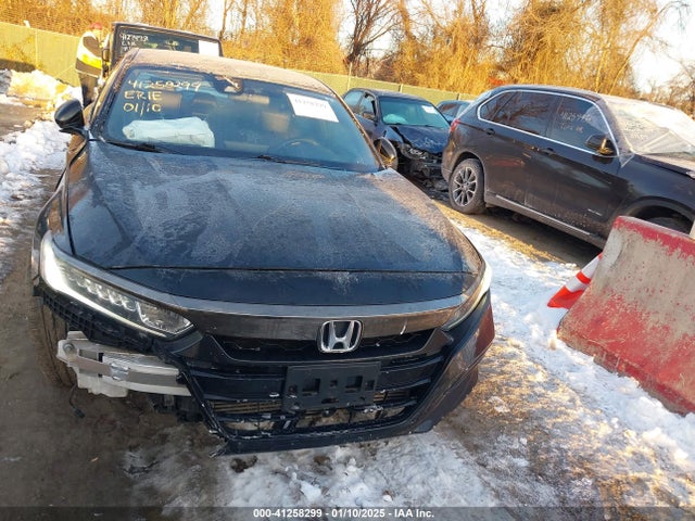 1HGCV1F38JA094390 Honda Accord Sport