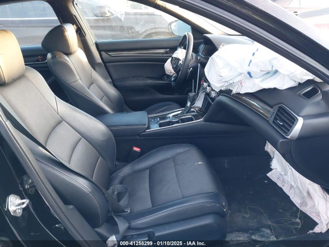 1HGCV1F38JA094390 Honda Accord Sport