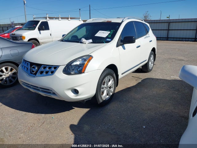 Nissan Rogue Select S 2014 JN8AS5MT0EW621103 Image 2