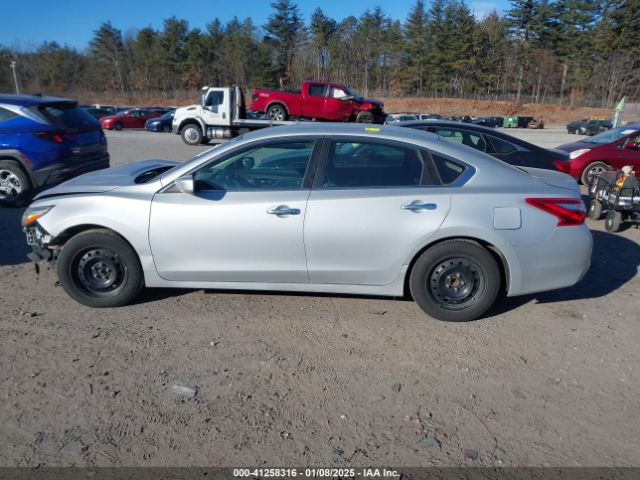 1N4AL3AP7HN353087 Nissan Altima 2.5 S
