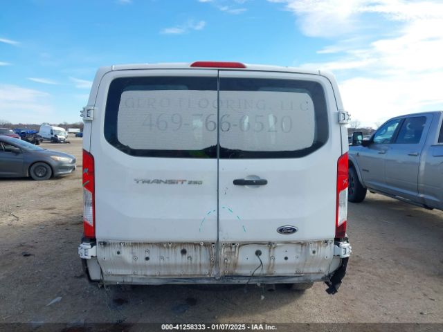 1FTYR1ZM8GKA70624 Ford Transit-250
