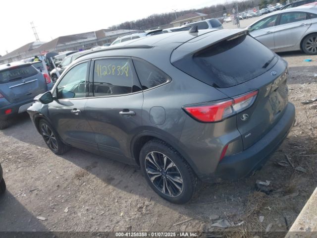 2022 FORD ESCAPE 1FMCU9G62NUB90654 Photo 2