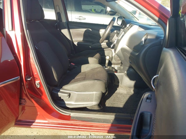 3N1CN7AP3JL838047 Nissan Versa 1.6 Sv
