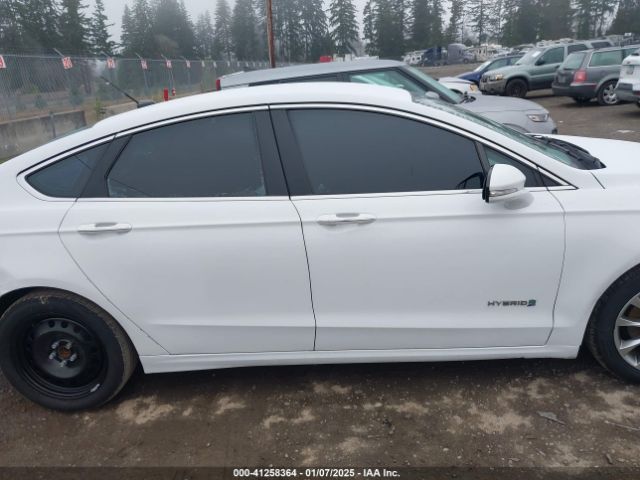 3FA6P0LU1HR149622 Ford Fusion Hybrid Se