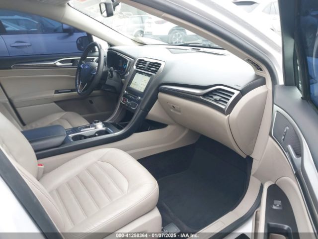 3FA6P0LU1HR149622 Ford Fusion Hybrid Se