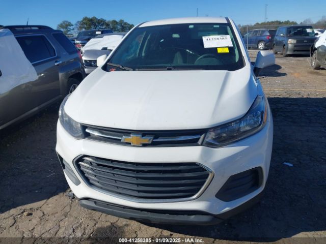 KL7CJKSB1MB304529 Chevrolet Trax Fwd Ls