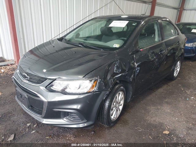 Chevrolet Sonic Lt Auto 2018 1G1JD5SH1J4138593 Image 2