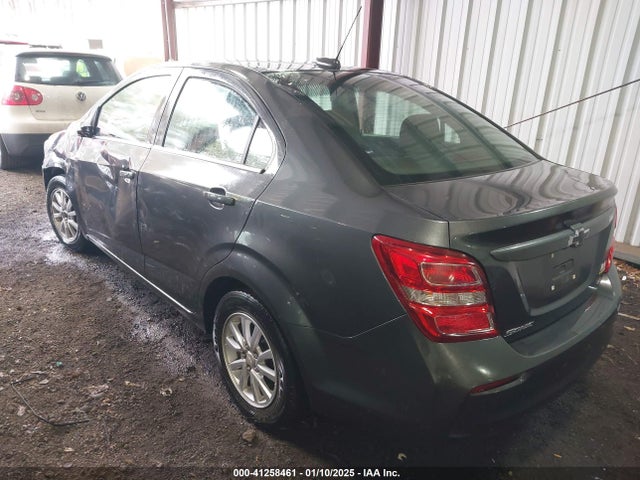 Chevrolet Sonic Lt Auto 2018 1G1JD5SH1J4138593 Image 3