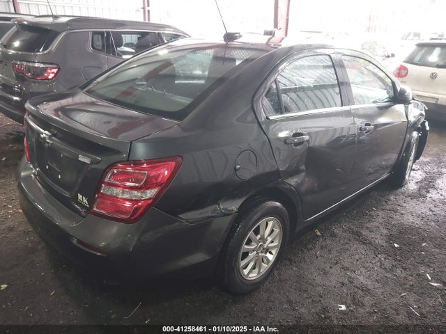 Chevrolet Sonic Lt Auto 2018 1G1JD5SH1J4138593 Image 4