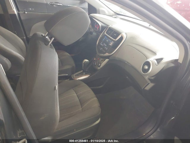 Chevrolet Sonic Lt Auto 2018 1G1JD5SH1J4138593 Image 5