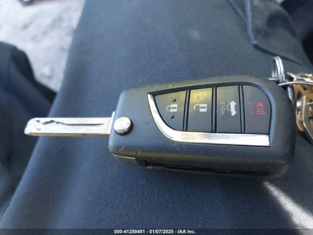 5YFEPMAE8MP234949 Toyota COROLLA LE