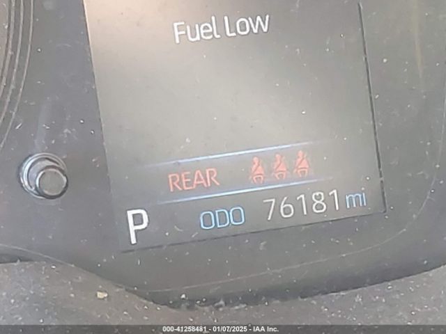 5YFEPMAE8MP234949 Toyota COROLLA LE