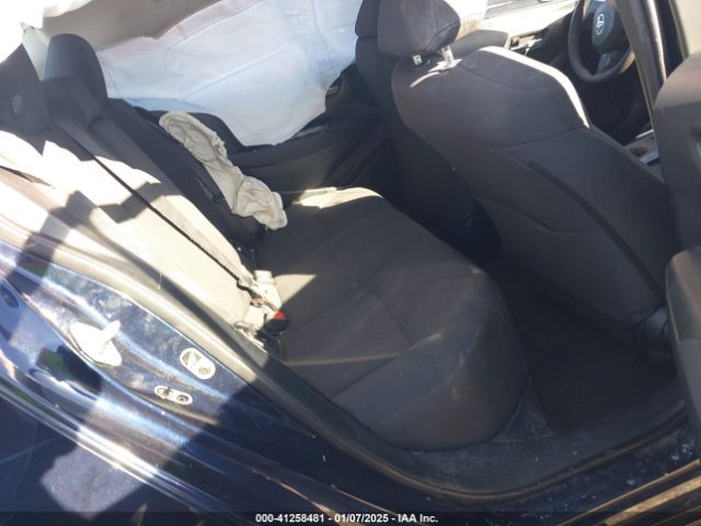 5YFEPMAE8MP234949 Toyota COROLLA LE