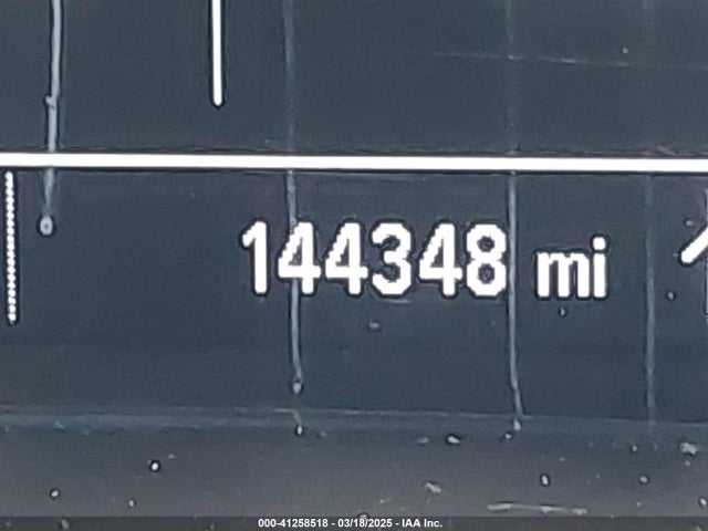 1G1ZD5ST0JF268215 Chevrolet MALIBU LT