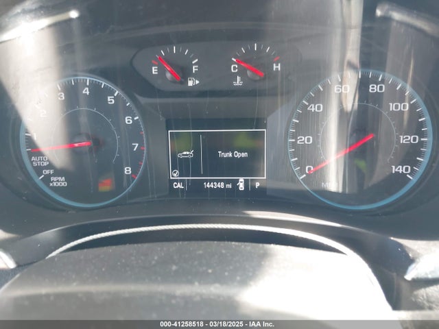 1G1ZD5ST0JF268215 Chevrolet MALIBU LT
