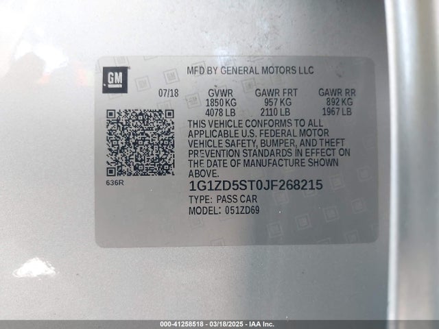 1G1ZD5ST0JF268215 Chevrolet MALIBU LT