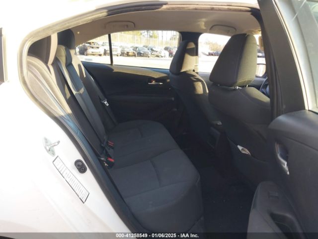 5YFEPMAE6MP234156 Toyota COROLLA LE