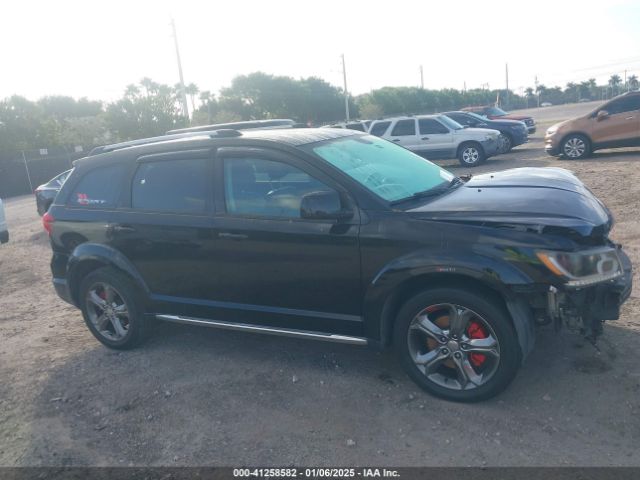3C4PDCGB8FT556726 Dodge Journey Crossroad