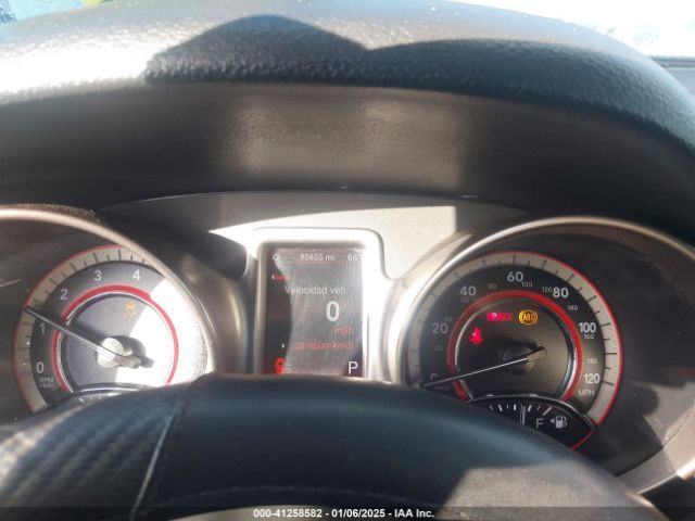 3C4PDCGB8FT556726 Dodge Journey Crossroad