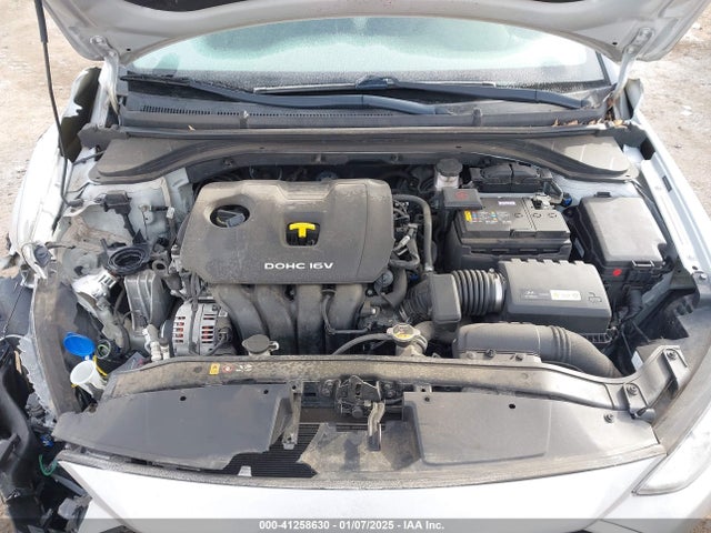 5NPD84LF8JH311410 Hyundai ELANTRA SEL
