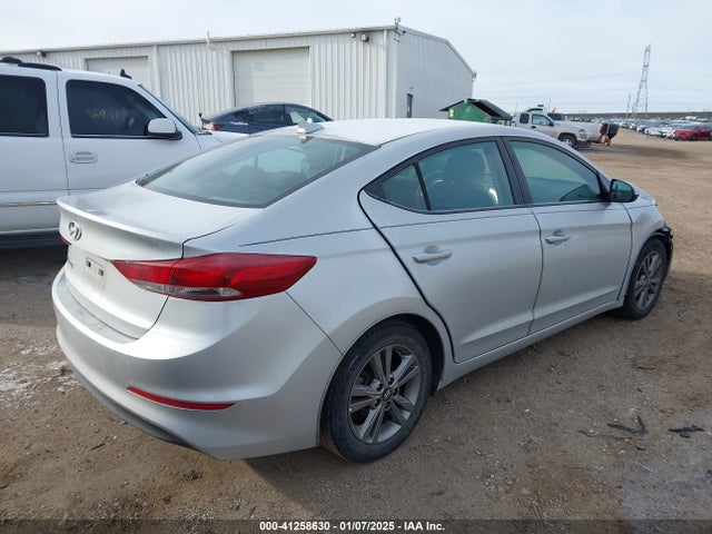 5NPD84LF8JH311410 Hyundai ELANTRA SEL