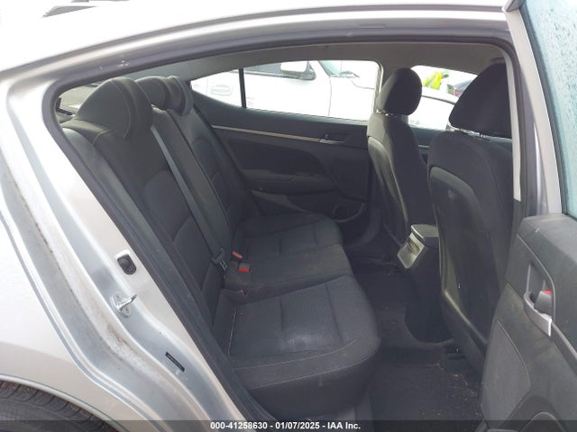 5NPD84LF8JH311410 Hyundai ELANTRA SEL