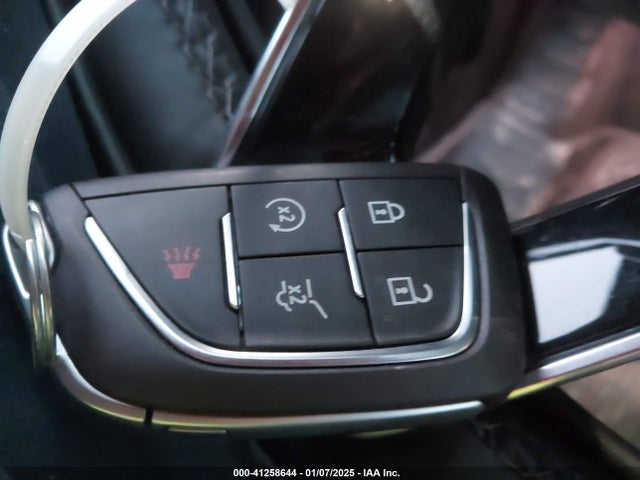 2024 CADILLAC LYRIQ 1GYKPPRL7RZ110363 Photo 10