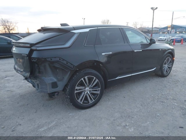 2024 CADILLAC LYRIQ 1GYKPPRL7RZ110363 Photo 3
