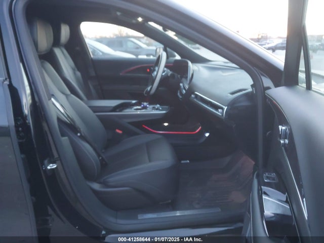 2024 CADILLAC LYRIQ 1GYKPPRL7RZ110363 Photo 4