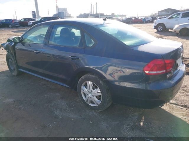 1VWAT7A35EC114799 Volkswagen Passat 1.8t S