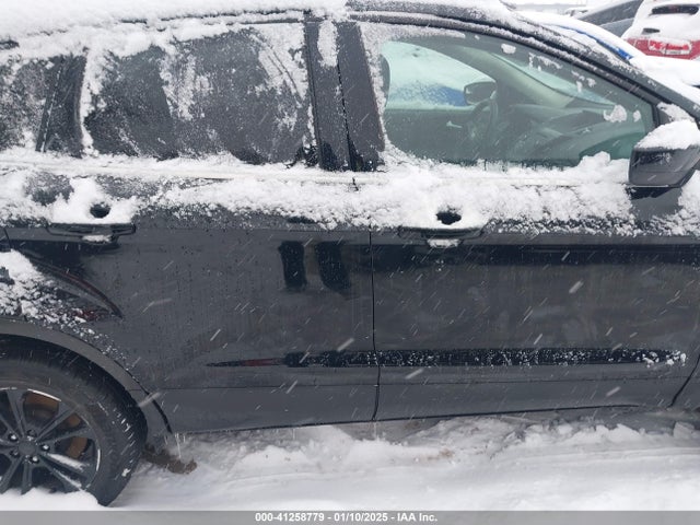 Aukcja sprzedaży 2018 Ford Escape Se, vin: 1FMCU9GD1JUA12551, numer aukcji: 41258779