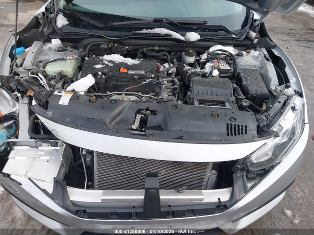 Honda CIVIC EX 2018 2HGFC2F78JH596748 Image 10