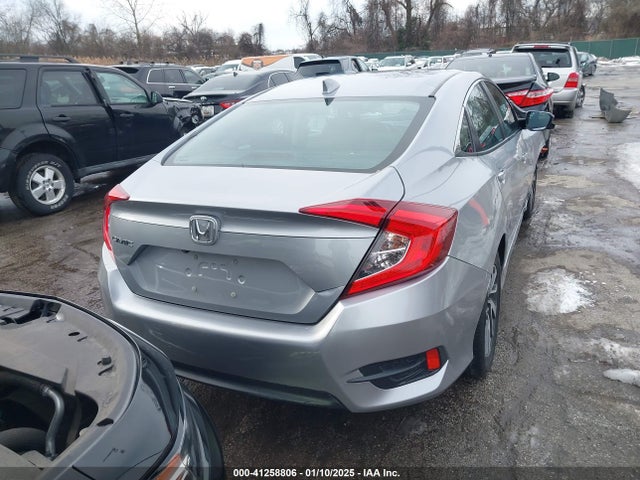 Honda CIVIC EX 2018 2HGFC2F78JH596748 Image 16
