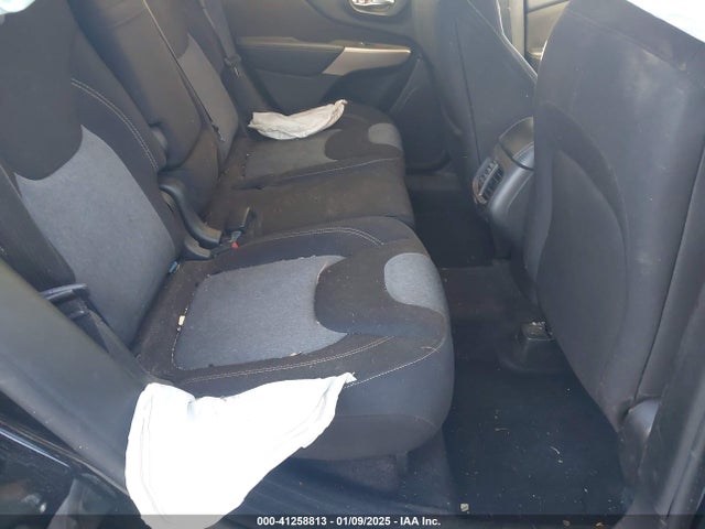Jeep 2018 2018 1C4PJLCBXJD519092 Image 8