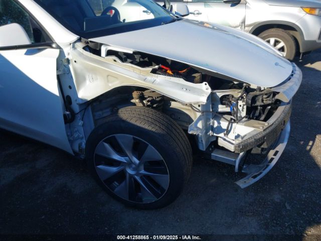 5YJYGDEE9MF194352 Tesla Model Y Long Range Dual Motor All-wheel Drive
