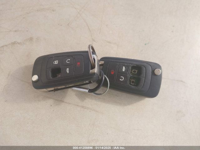 1G11D5SL5FF106083 Chevrolet MALIBU 2LT
