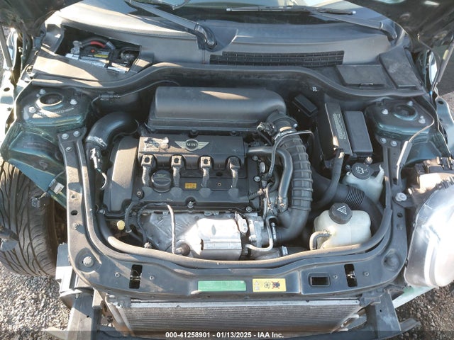 2010 MINI COOPER S WMWMF7C56ATZ71680 Photo 9