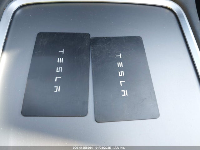2023 TESLA MODEL 3 5YJ3E1EA1PF568369 Photo 10
