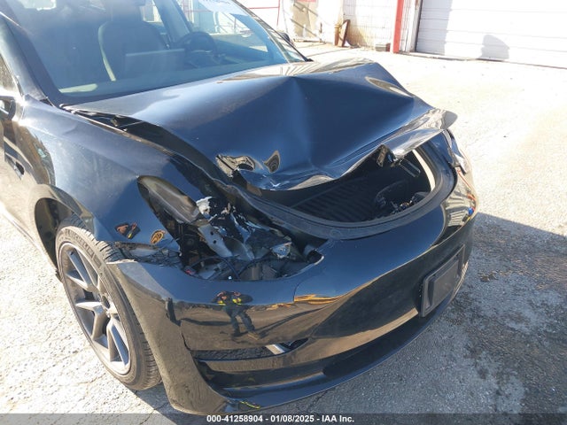 2023 TESLA MODEL 3 5YJ3E1EA1PF568369 Photo 5
