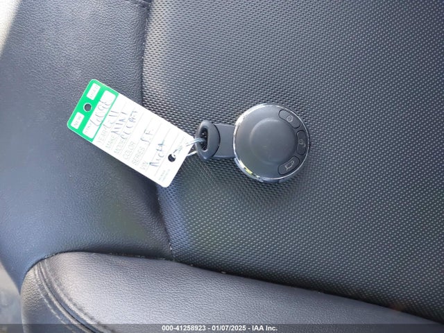 2011 MINI COOPER S COUNTRYMAN WMWZC3C56BWL79283 Photo 10