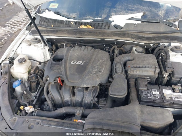 5XXGM4A78FG472279 KIA Optima Lx