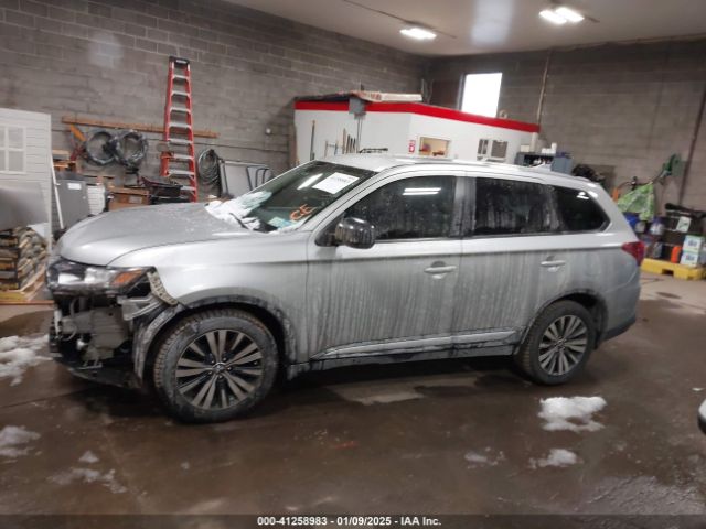 JA4AD2A37KZ036905 Mitsubishi Outlander Es