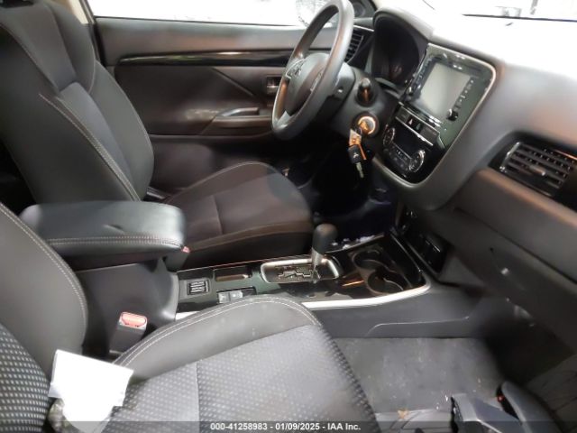 JA4AD2A37KZ036905 Mitsubishi Outlander Es