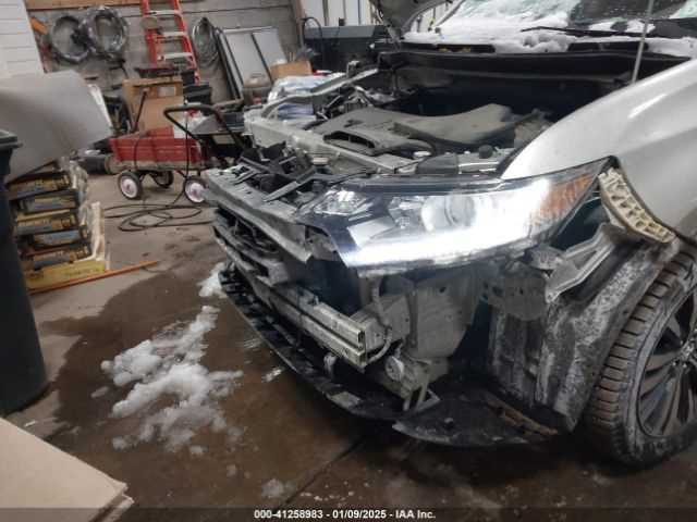 JA4AD2A37KZ036905 Mitsubishi Outlander Es