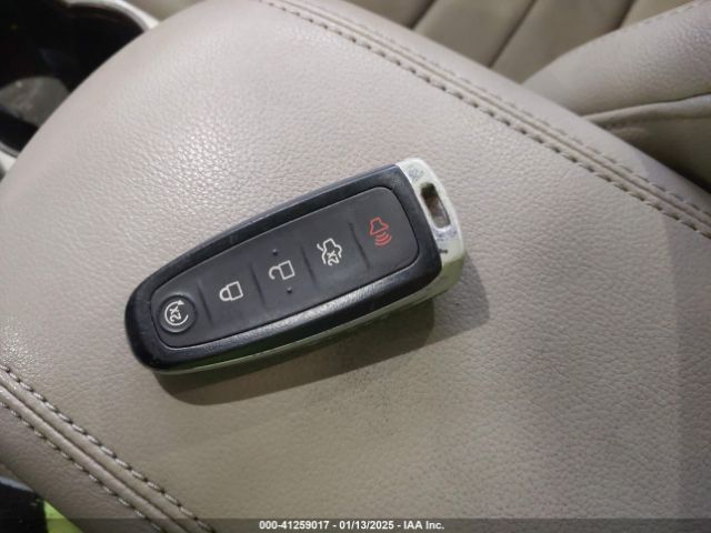 1FADP5CU1GL100812 Ford C-max Energi Sel