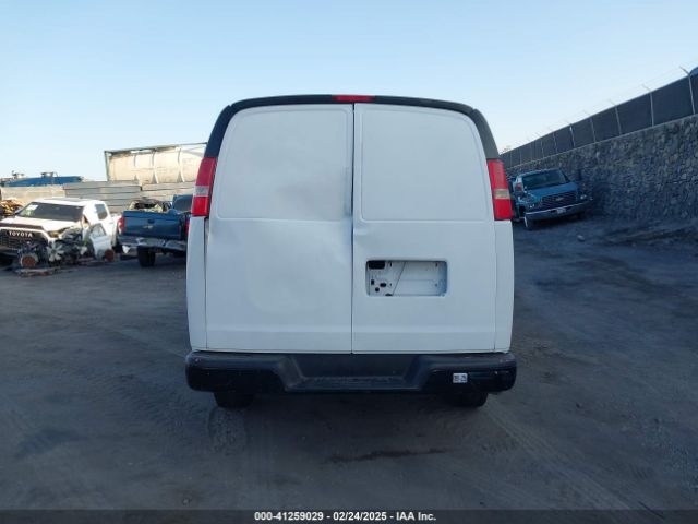 1GCWGAF12H1216899 Chevrolet Express 2500 Work Van