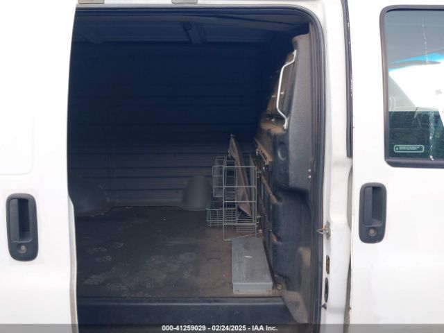 1GCWGAF12H1216899 Chevrolet Express 2500 Work Van