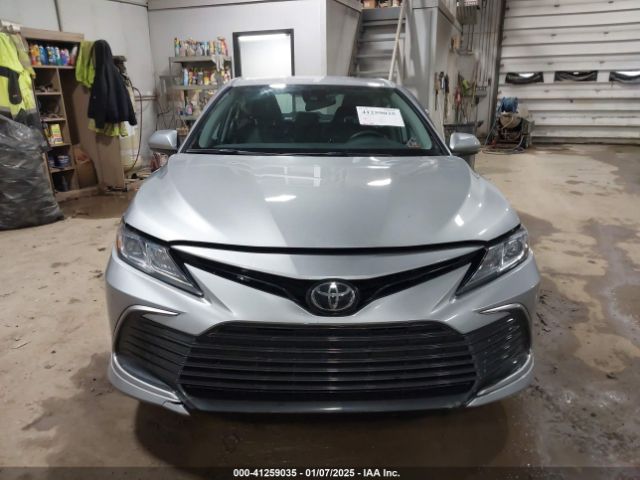 4T1C11AK5RU261268 Toyota CAMRY LE